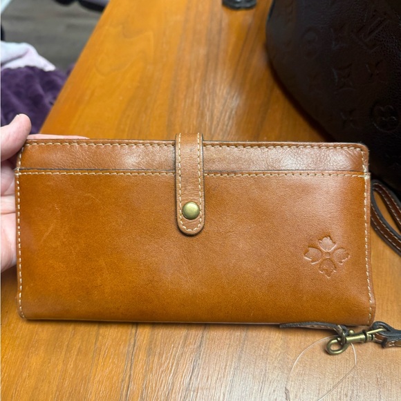 Patricia Nash lovely Leather Wristlet Wallet - Tan Brown - Picture 11 of 11
